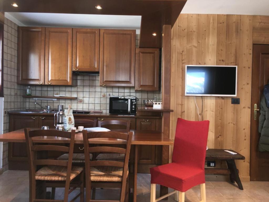 Aroma Di Legno E Profumo Di Neve Apartamento Breuil-Cervinia Exterior foto