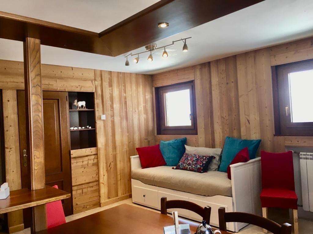 Aroma Di Legno E Profumo Di Neve Apartamento Breuil-Cervinia Exterior foto